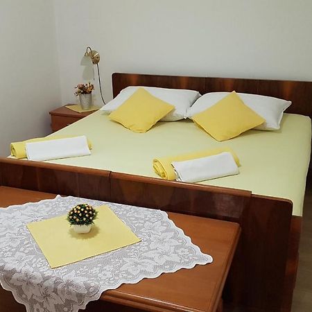 Apartman Marija 塞尼 外观 照片