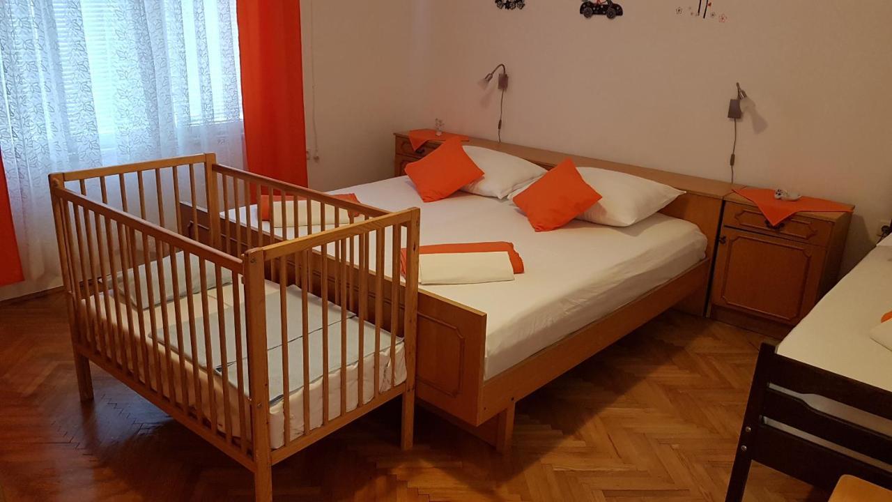 Apartman Marija 塞尼 外观 照片